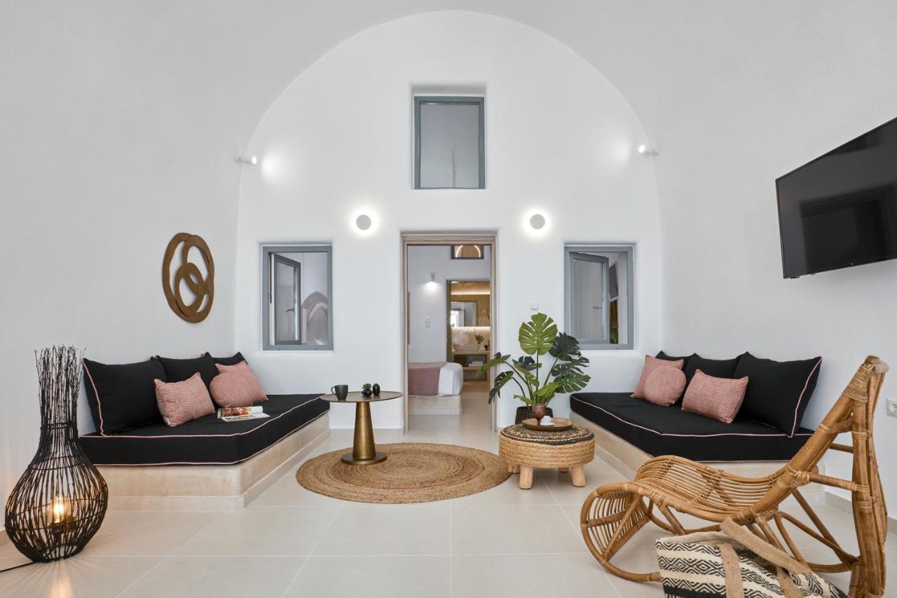 U & Me Suites Φηρά Εξωτερικό φωτογραφία