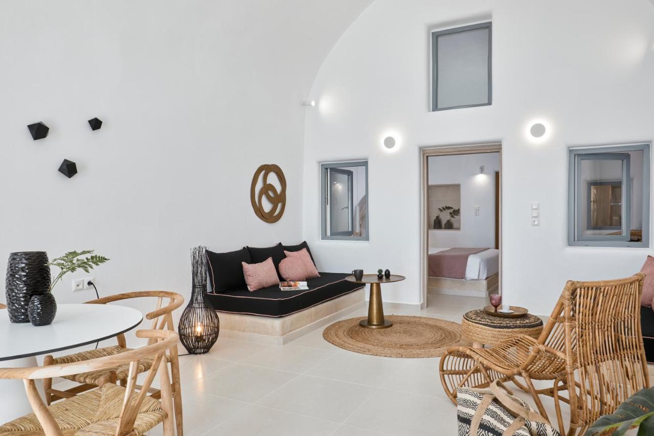 U & Me Suites Φηρά Εξωτερικό φωτογραφία